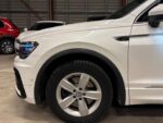 Volkswagen Tiguan 2xR-Line / 4Motion / Caméra / Vue panoramique / Navigation / Webasto – Image 20