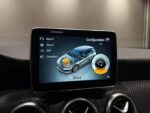 Mercedes-Benz Classe A 180 2xAMG Régulateur de vitesse / Toit ouvrant panoramique / Caméra de vision arrière / Radio DAB – Image 18