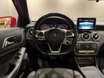 Mercedes-Benz Classe A 180 2xAMG Régulateur de vitesse / Toit ouvrant panoramique / Caméra de vision arrière / Radio DAB – Image 12